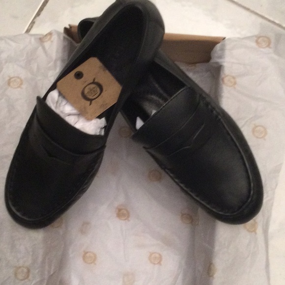 NWT Born Barnstable Black Leather Loafers Shoes 7.5M PRICE REDUCED - Picture 9 of 12